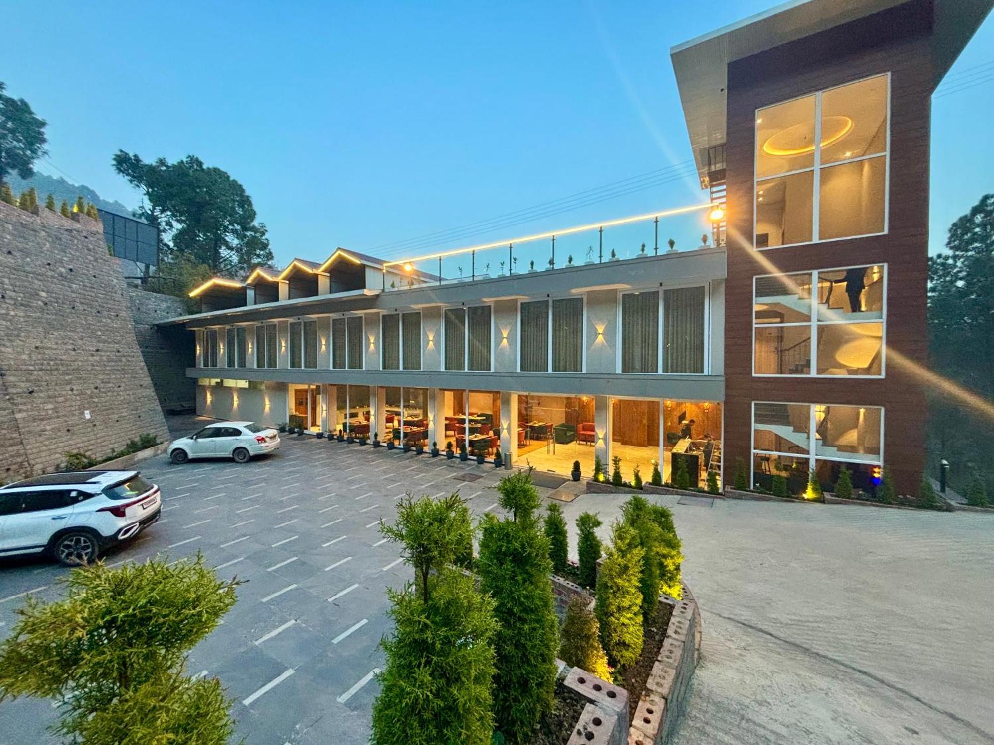 Arnisa Kasauli - A Boutique Hotel Extérieur photo
